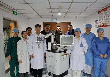 浙江省人民医院应用华大智造超声机器人 远程诊断肺炎疑似患者